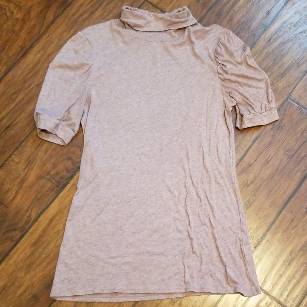 NWOT Mossimo Juniors turtleneck tunic